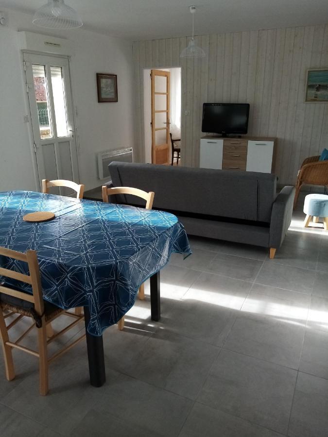Petite Maison de Campagne Montviron Extérieur photo