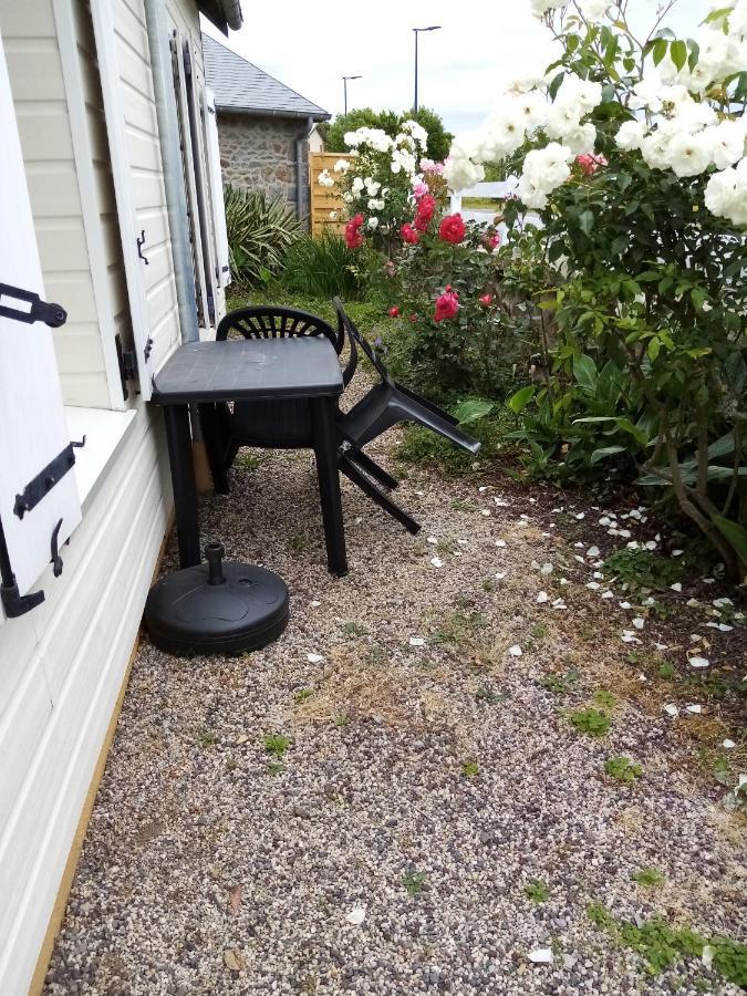 Petite Maison de Campagne Montviron Extérieur photo